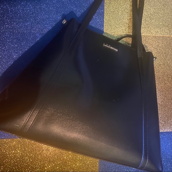 L.K.BENNETT SAFFIANO LEATHER EDGY CLASSI.C Frm LONDON Tote LUX GORG - Picture 2 of 15